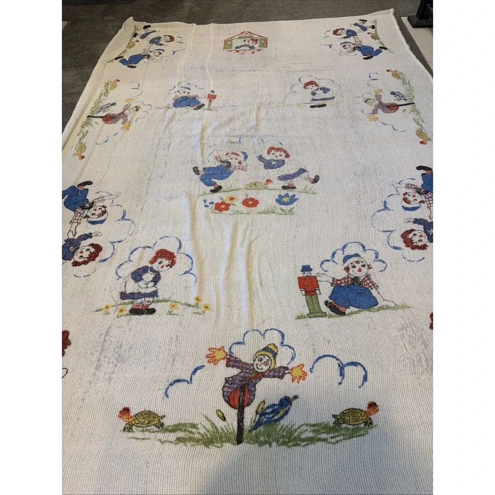 Vintage Raggedy Ann‎ and Andy Chenille Bedspread - Twin Size